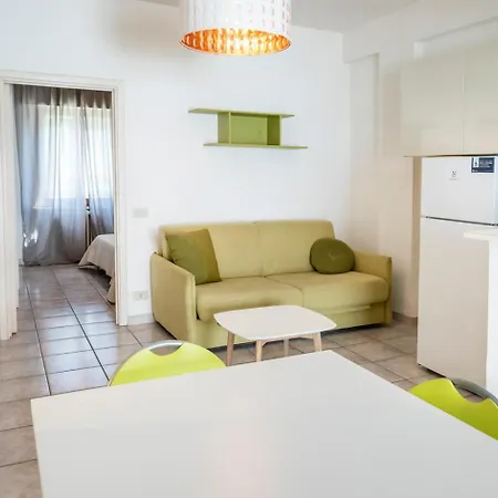 M377 - Marcelli, Bilocale Con Corte Esterna E Posto Auto Apartment *