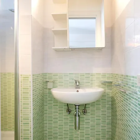 Appartement M377 - Marcelli, Bilocale Con Corte Esterna E Posto Auto