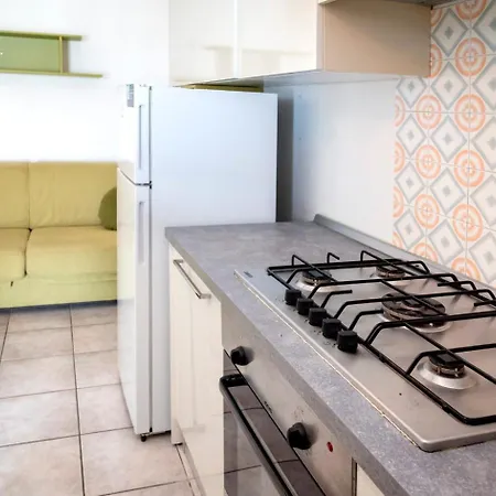 M377 - Marcelli, Bilocale Con Corte Esterna E Posto Auto Apartment