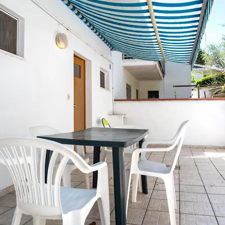 M377 - Marcelli, Bilocale Con Corte Esterna E Posto Auto Appartement Marcelli