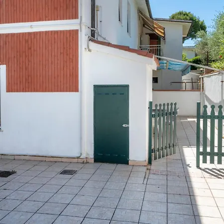 Apartment M377 - Marcelli, Bilocale Con Corte Esterna E Posto Auto
